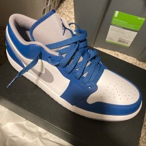 Jordan 1 lows size 10.5 brand new